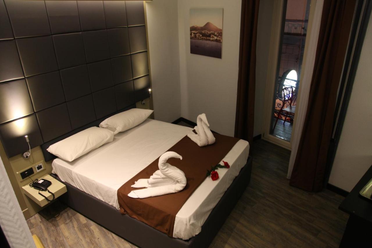 Dolce Vita Rooms & Breakfast Napoli Dış mekan fotoğraf