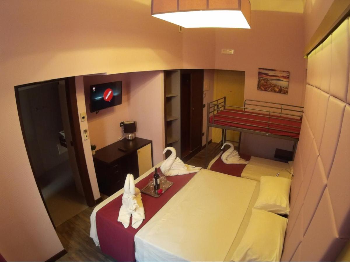 Dolce Vita Rooms & Breakfast Napoli Dış mekan fotoğraf
