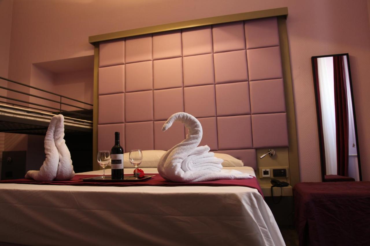 Dolce Vita Rooms & Breakfast Napoli Dış mekan fotoğraf