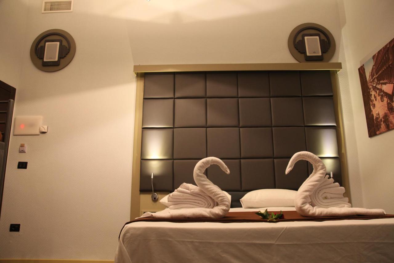 Dolce Vita Rooms & Breakfast Napoli Dış mekan fotoğraf